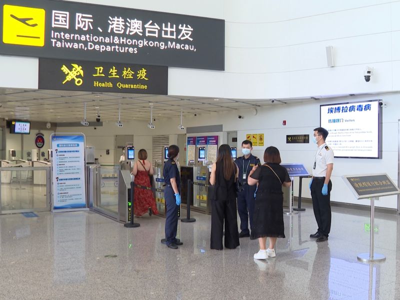 暑期客流攀升，湛江海关精准施策织密空港口岸公共卫生安全防线